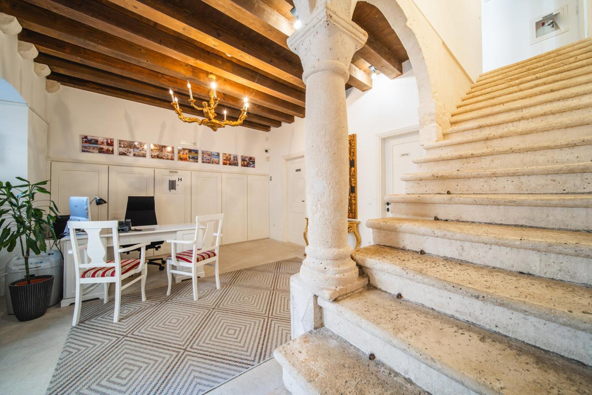 Sunce Palace Apartments With Free Offsite Parking Dubrovnik Exterior foto